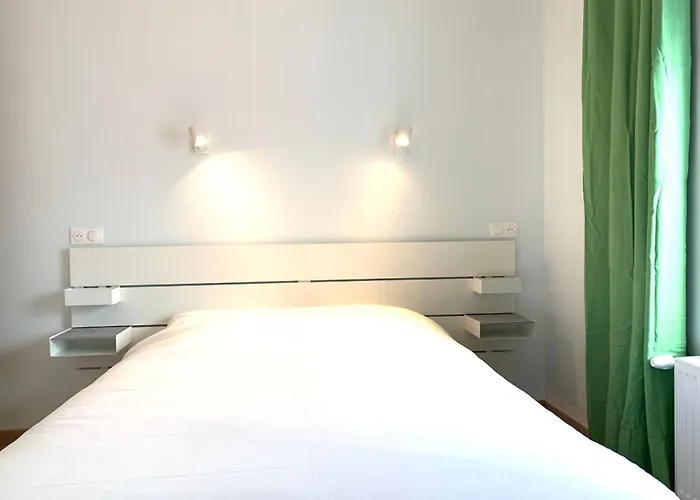 Appart\'Village Le Creusot Centre - Parking Facile - Bus Gare Tgv 17 Min