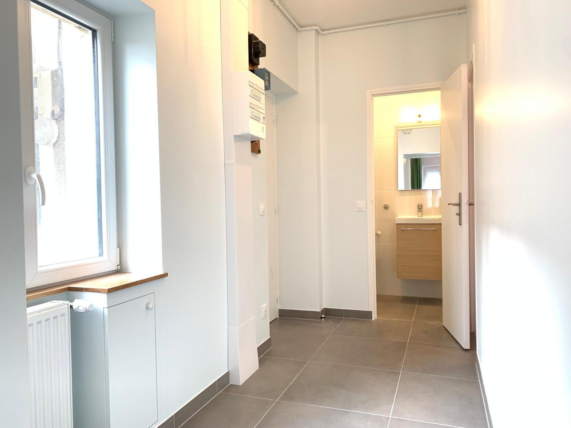 Appart'village Centre - Parking Facile - Bus Gare Tgv 17 Min Le Creusot